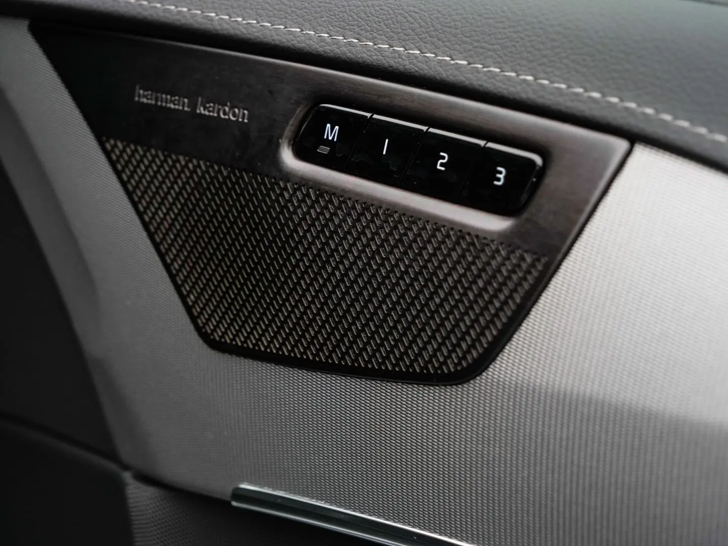 XC90 Plus Bright AWD B5 Diesel EU6d 7-Sitzer Sta