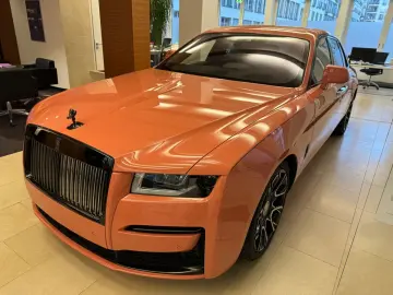 Rolls-Royce GHOST Black Badge