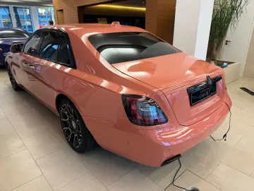 Rolls-Royce GHOST Black Badge