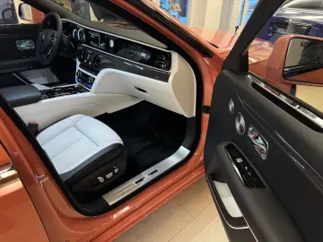 Rolls-Royce GHOST Black Badge