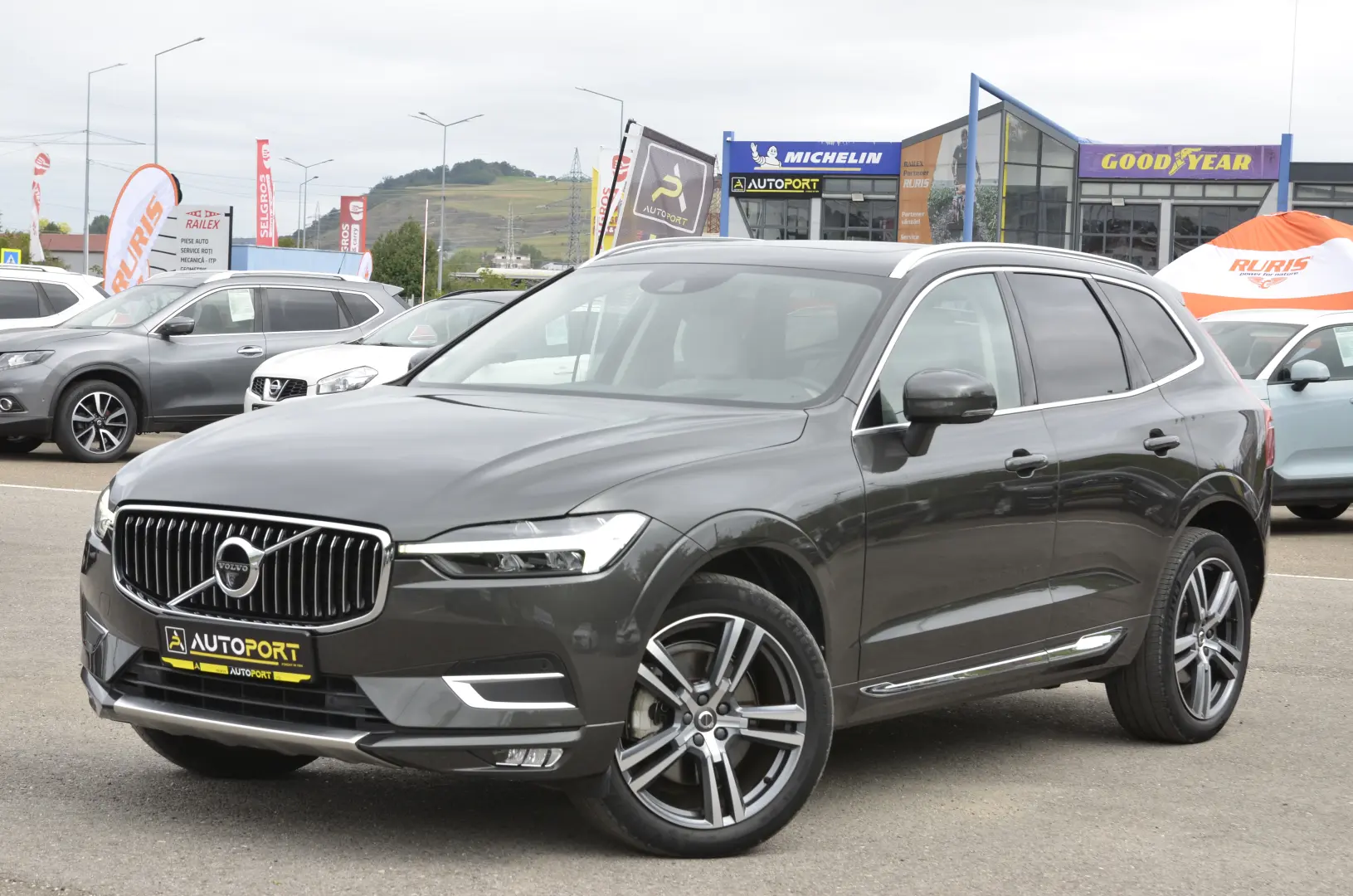 VOLVO XC60 B4 2.0 AWD 4×4 Geartronic Inscription