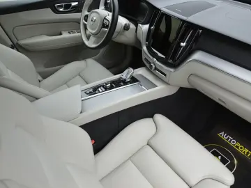 VOLVO XC60 B4 2.0 AWD 4×4 Geartronic Inscription