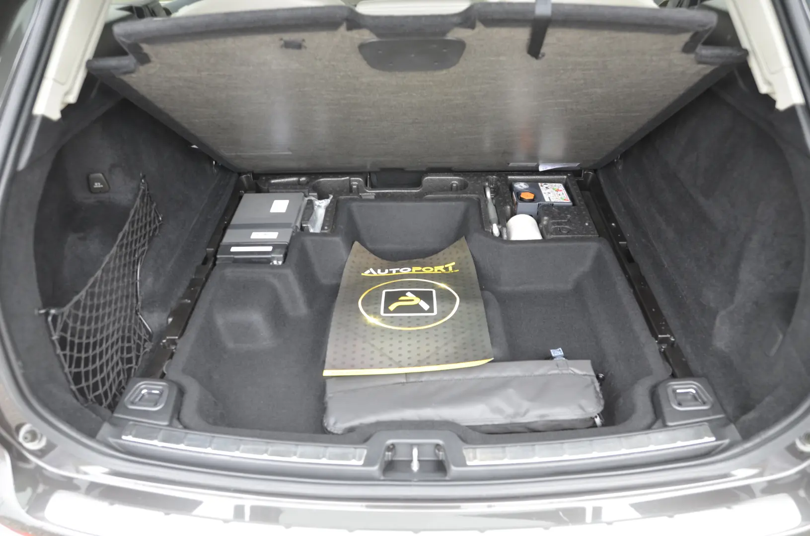 VOLVO XC60 B4 2.0 AWD 4×4 Geartronic Inscription