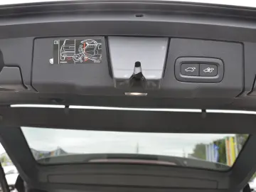 VOLVO XC60 B4 2.0 AWD 4×4 Geartronic Inscription