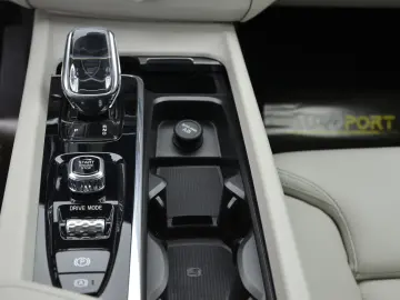 VOLVO XC60 B4 2.0 AWD 4×4 Geartronic Inscription