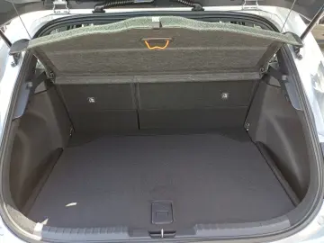 TOYOTA Corolla Dynamic 1.8 HYBRID 122 cp