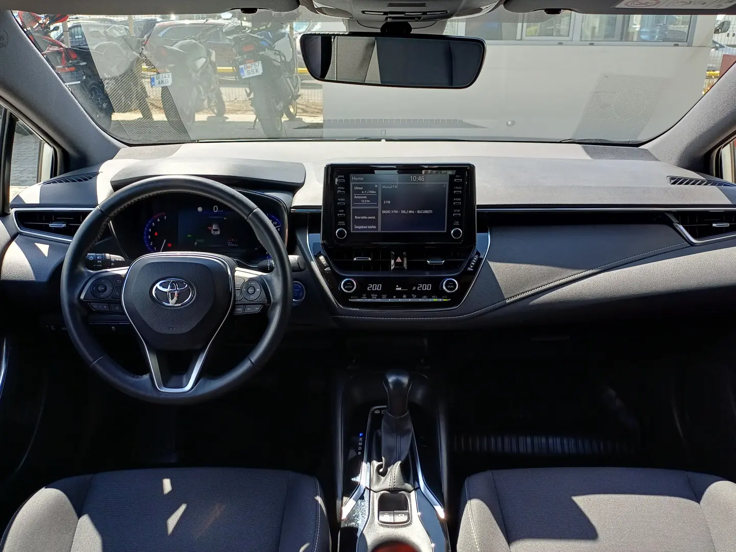 TOYOTA Corolla Dynamic 1.8 HYBRID 122 cp