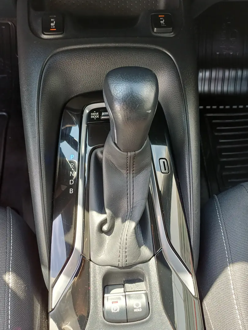 TOYOTA Corolla Dynamic 1.8 HYBRID 122 cp