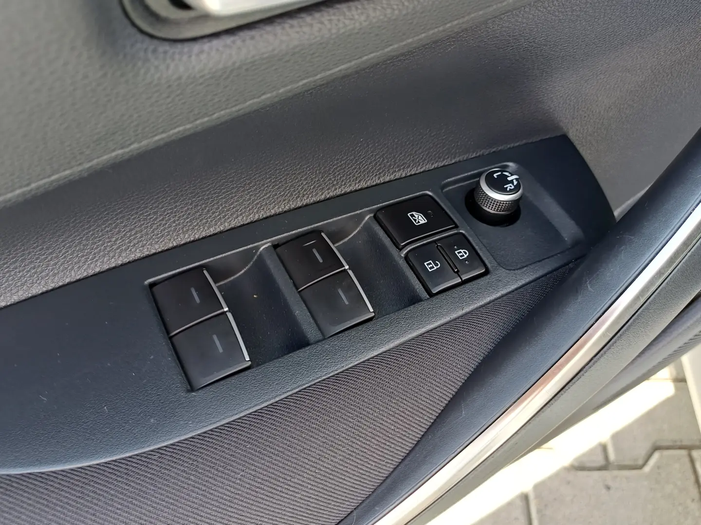TOYOTA Corolla Dynamic 1.8 HYBRID 122 cp