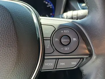 TOYOTA Corolla Dynamic 1.8 HYBRID 122 cp