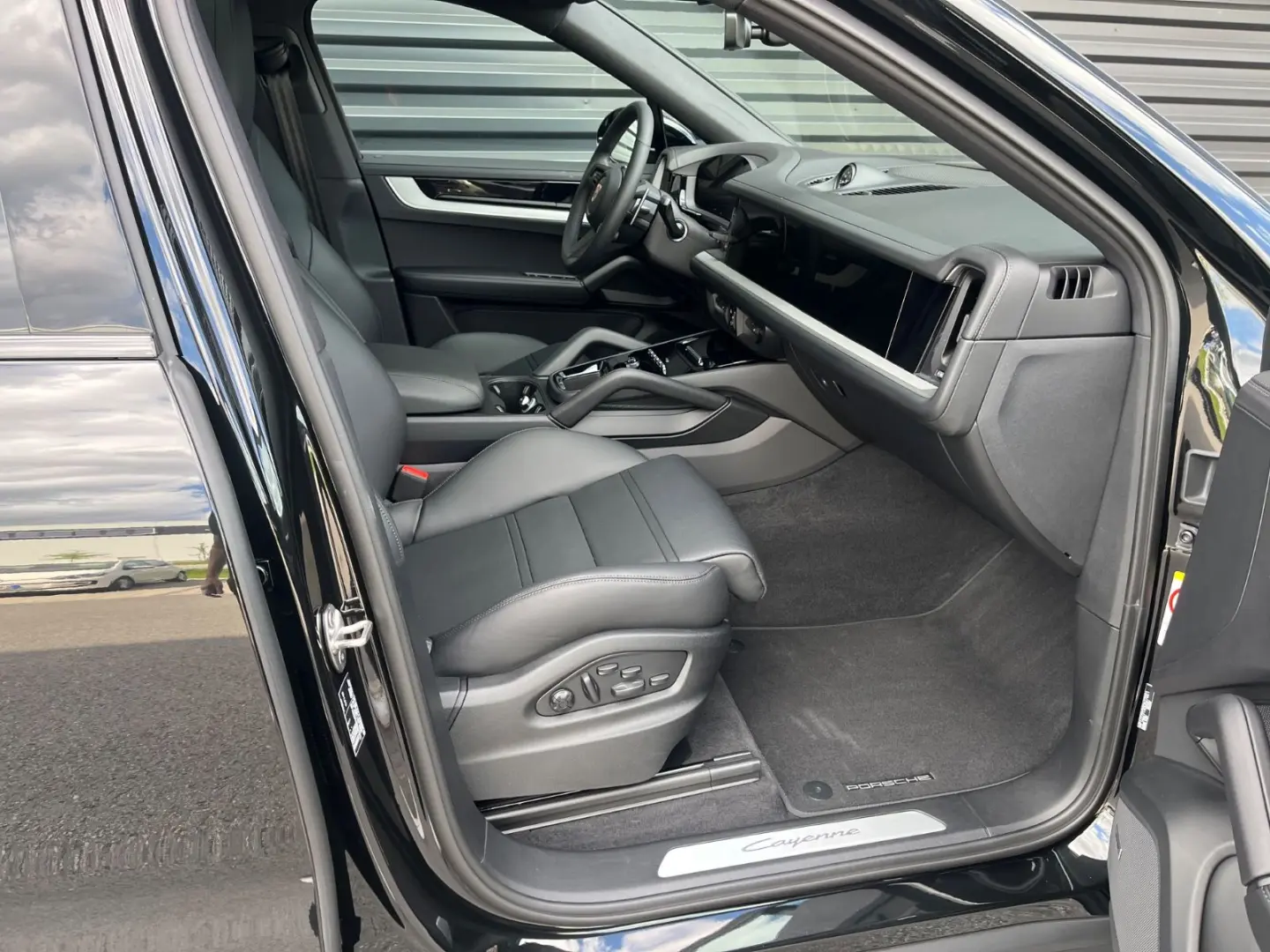 Porsche Cayenne Coupe-BOSE-BOSE-ABGAS