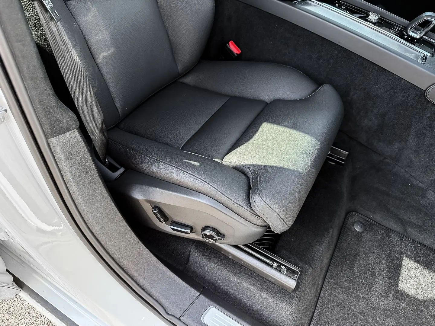XC90 Ultimate Dark AWD B5 Diesel EU6d 7-Sitzer