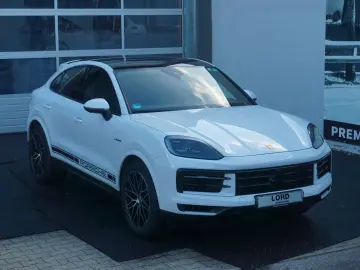 Porsche Cayenne Coupe E-Hybrid*BOSE*InnoDrive*