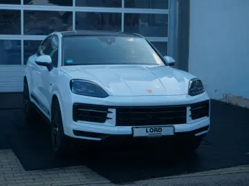 Porsche Cayenne Coupe E-Hybrid*BOSE*InnoDrive*