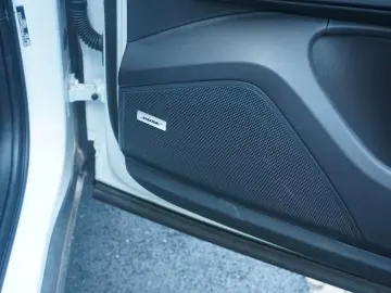 Porsche Cayenne Coupe E-Hybrid*BOSE*InnoDrive*