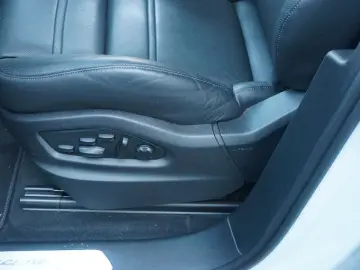 Porsche Cayenne Coupe E-Hybrid*BOSE*InnoDrive*