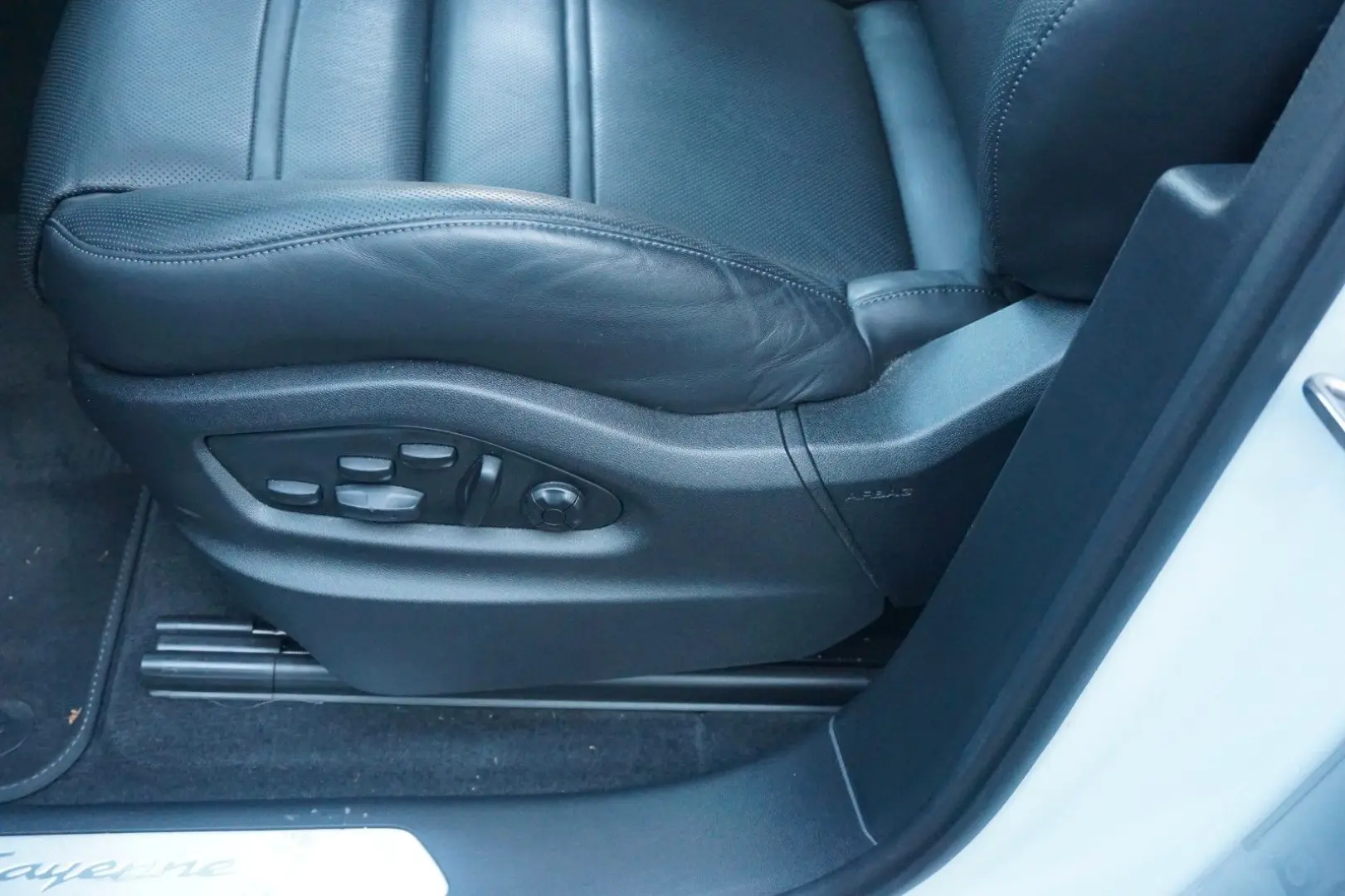 Porsche Cayenne Coupe E-Hybrid*BOSE*InnoDrive*
