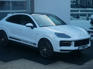Porsche Cayenne Coupe E-Hybrid*BOSE*InnoDrive*