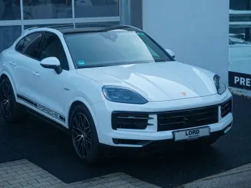 Porsche Cayenne Coupe E-Hybrid*BOSE*InnoDrive*