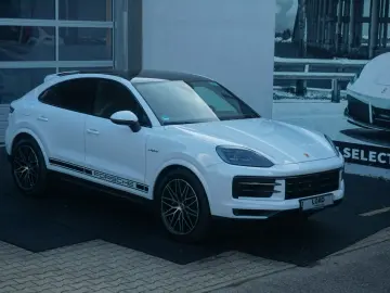 Porsche Cayenne Coupe E-Hybrid*BOSE*InnoDrive*