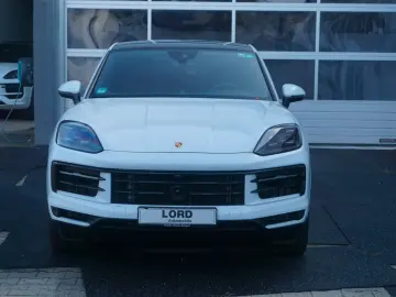 Porsche Cayenne Coupe E-Hybrid*BOSE*InnoDrive*