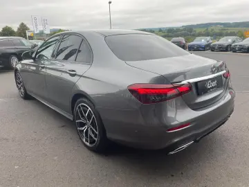 E 220 d AMG+MBeam+Pano+Distr+R-Kamera