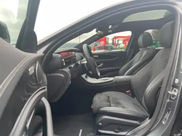 E 220 d AMG+MBeam+Pano+Distr+R-Kamera