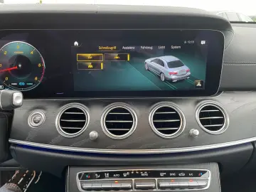 E 220 d AMG+MBeam+Pano+Distr+R-Kamera