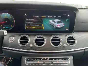 E 220 d AMG+MBeam+Pano+Distr+R-Kamera