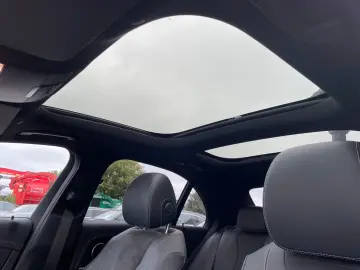 E 220 d AMG+MBeam+Pano+Distr+R-Kamera
