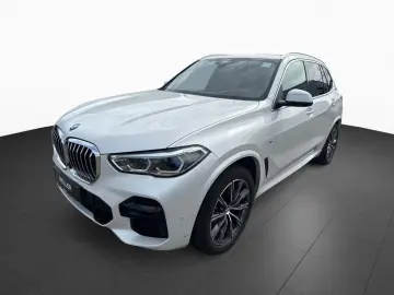 X5 xD 30d M SPORT DrAssProf SoftCl HUD Pano Sthz