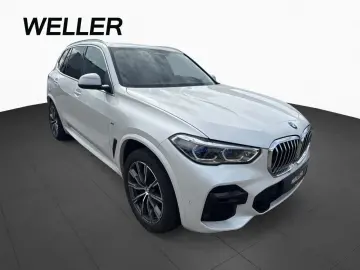 X5 xD 30d M SPORT DrAssProf SoftCl HUD Pano Sthz