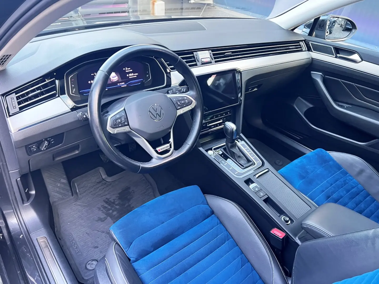 VOLKSWAGEN PASSAT 4MOTION DSG HIGHLINE