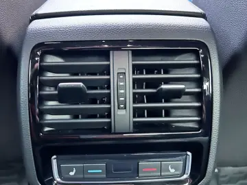VOLKSWAGEN PASSAT 4MOTION DSG HIGHLINE