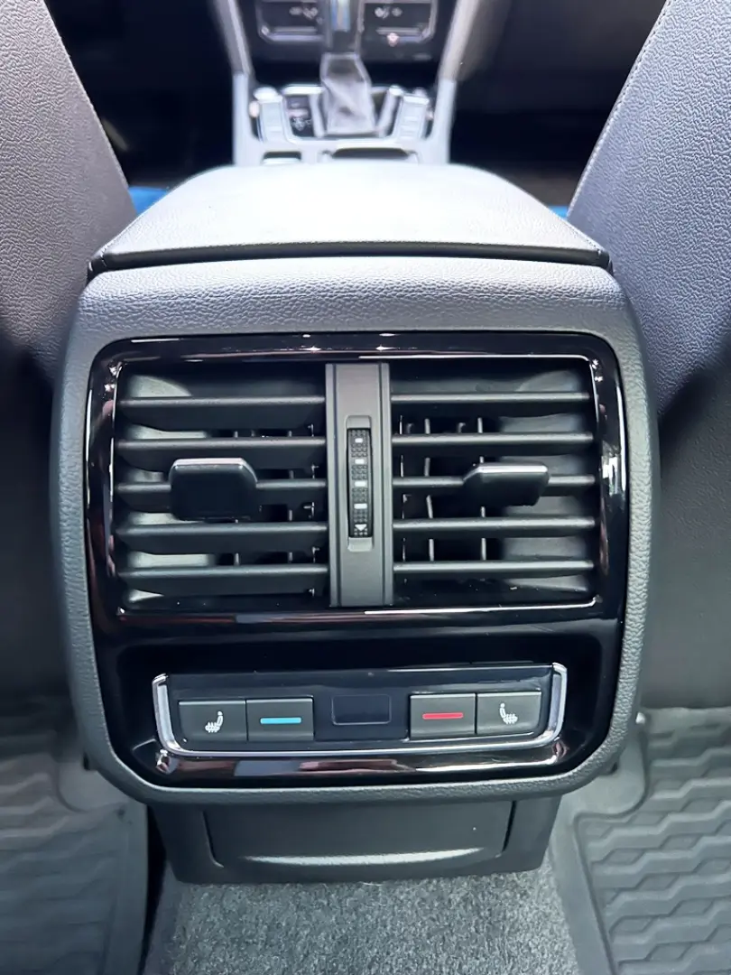 VOLKSWAGEN PASSAT 4MOTION DSG HIGHLINE