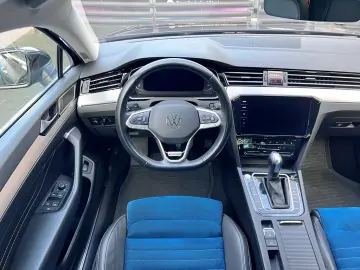 VOLKSWAGEN PASSAT 4MOTION DSG HIGHLINE