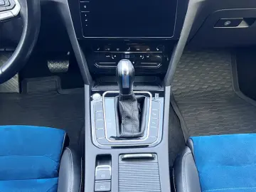 VOLKSWAGEN PASSAT 4MOTION DSG HIGHLINE