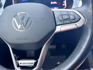 VOLKSWAGEN PASSAT 4MOTION DSG HIGHLINE