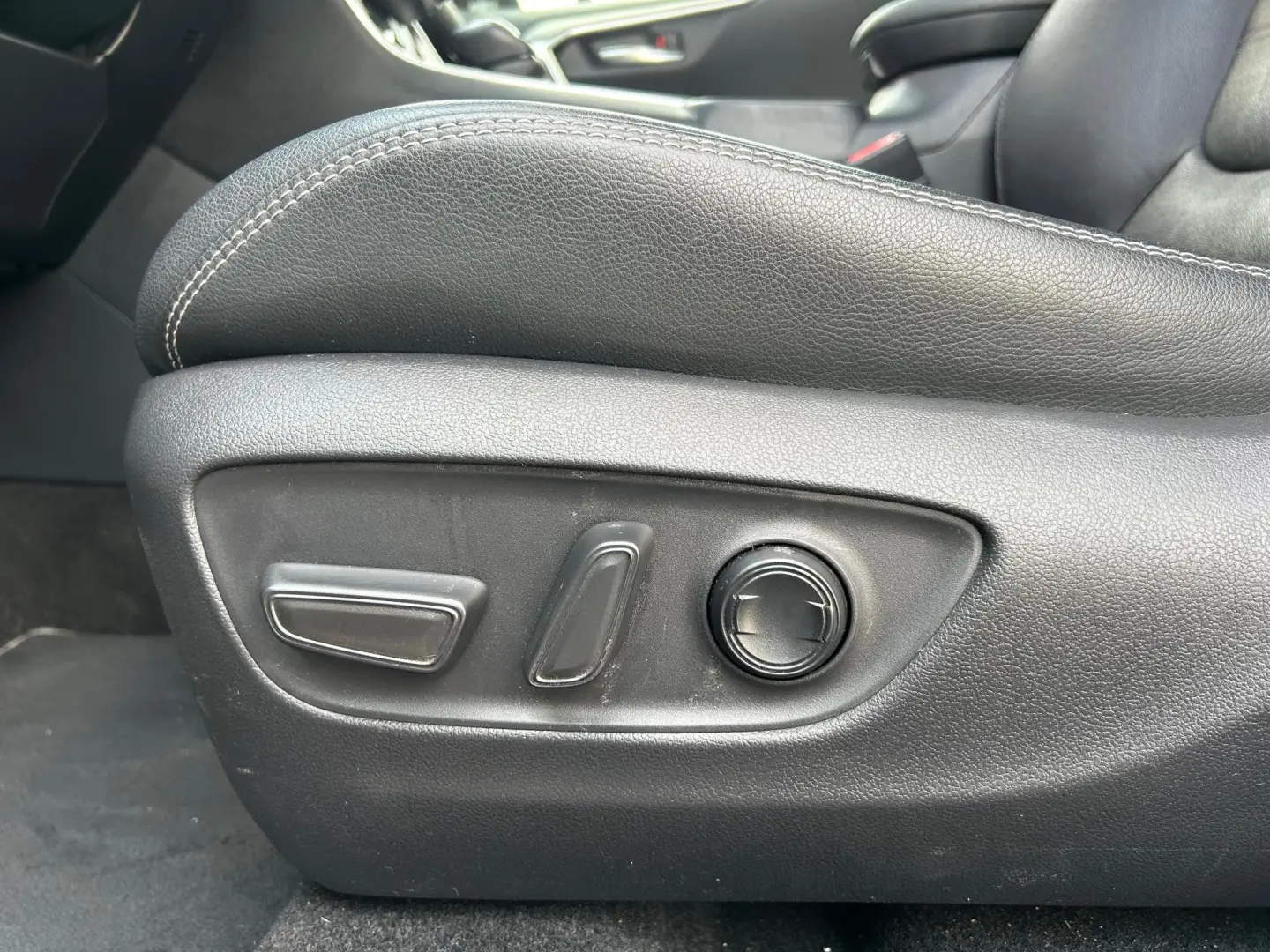 Toyota RAV 4 2.5 Hybrid VVT-iE 4x4 Luxury 2021