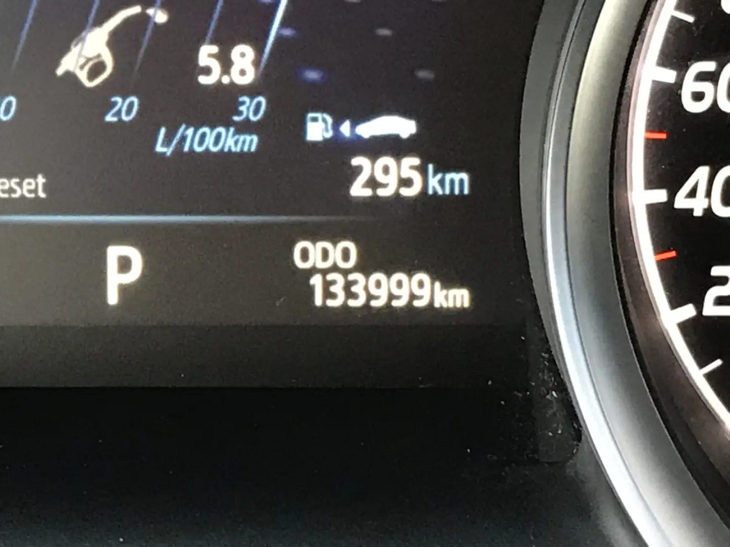 Toyota Camry 2.5 Hybrid Dynamic