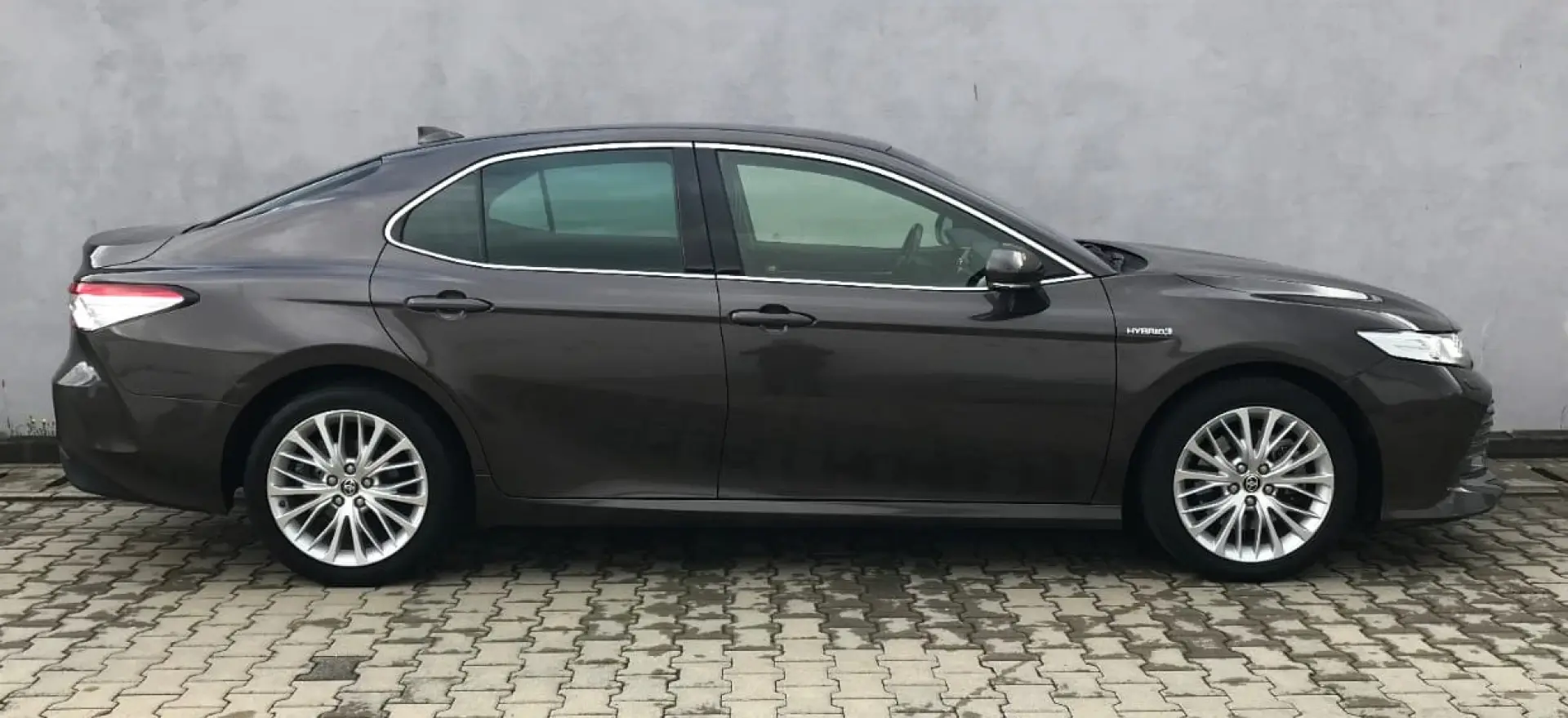 Toyota Camry 2.5 Hybrid Dynamic
