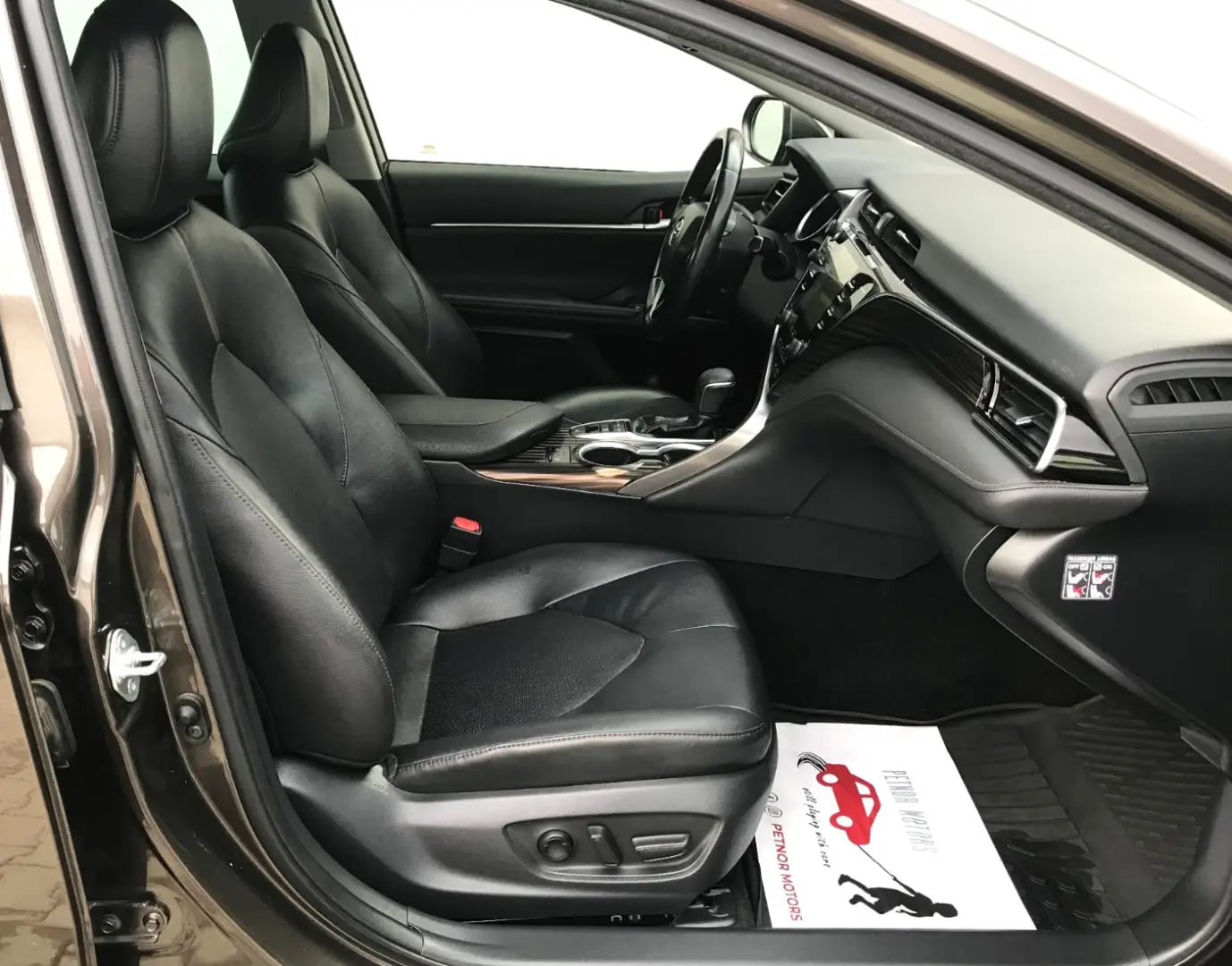 Toyota Camry 2.5 Hybrid Dynamic