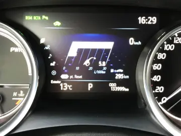 Toyota Camry 2.5 Hybrid Dynamic