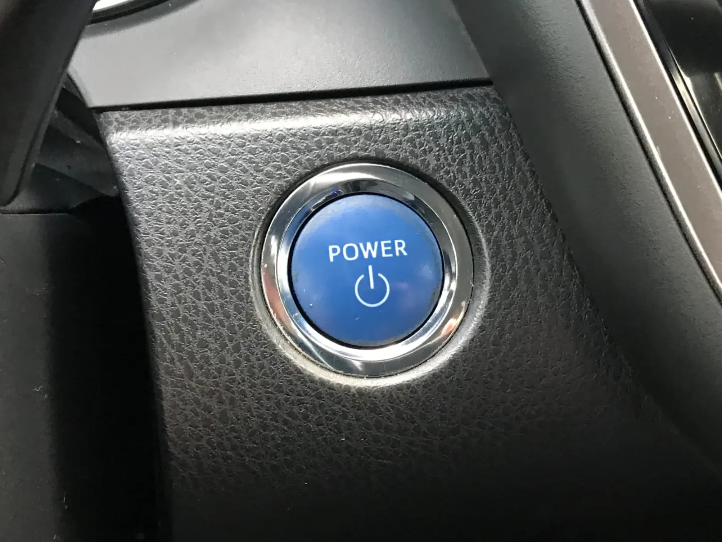 Toyota Camry 2.5 Hybrid Dynamic