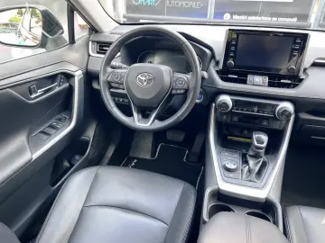TOYOTA  RAV4 2.5 HYBRID  VVT-iE 4x4 LUXURY