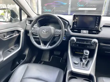 TOYOTA  RAV4 2.5 HYBRID  VVT-iE 4x4 LUXURY