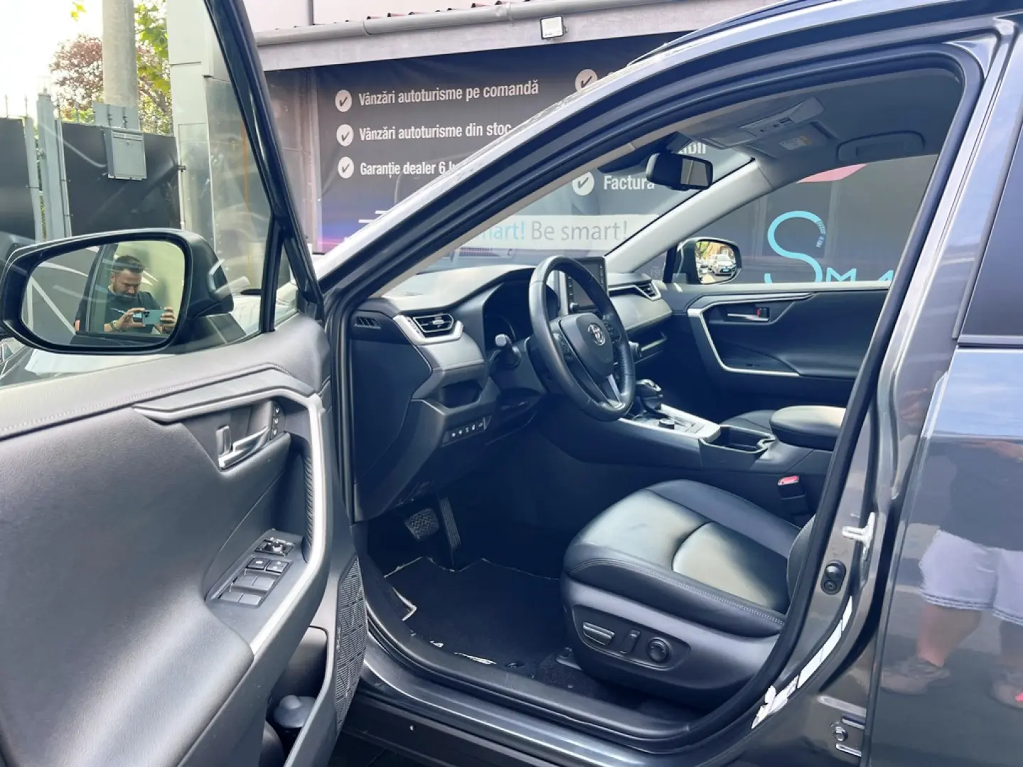 TOYOTA  RAV4 2.5 HYBRID  VVT-iE 4x4 LUXURY