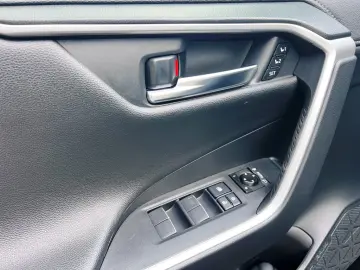 TOYOTA  RAV4 2.5 HYBRID  VVT-iE 4x4 LUXURY