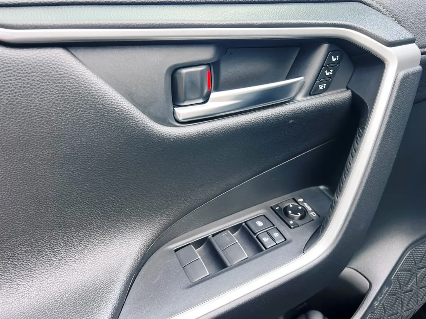 TOYOTA  RAV4 2.5 HYBRID  VVT-iE 4x4 LUXURY