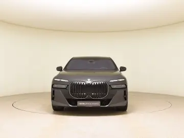 740d xDrive M Sport Pro ACC Head-Up *UVP:147.300